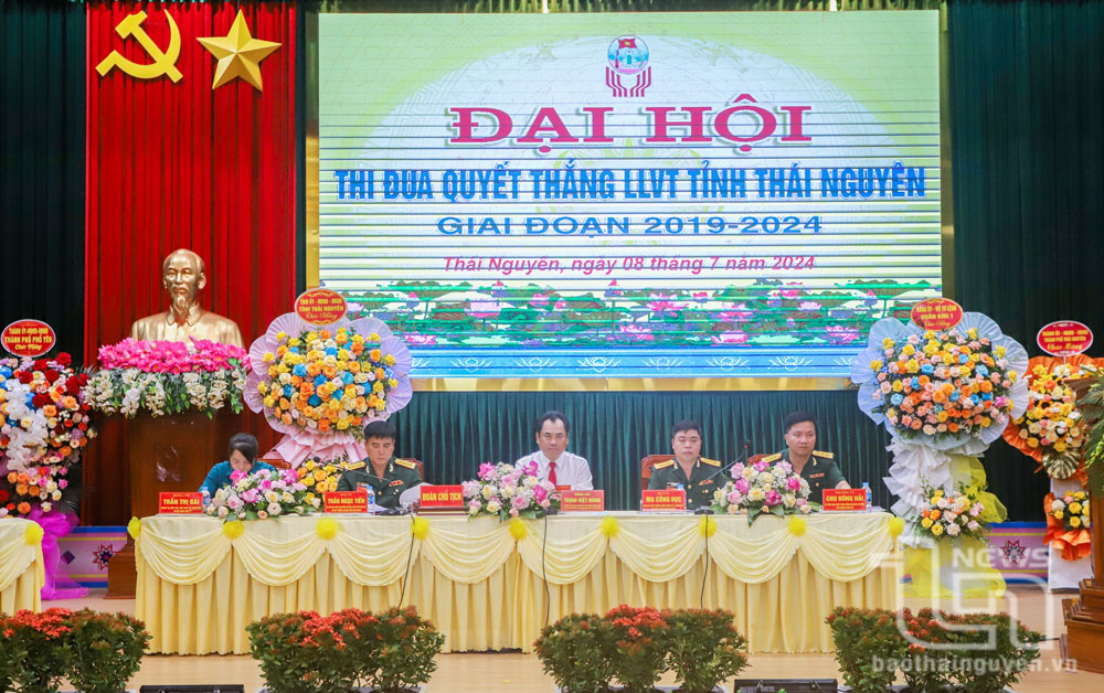 Xây dựng lực lượng vũ trang tỉnh Thái Nguyên vững mạnh toàn diện