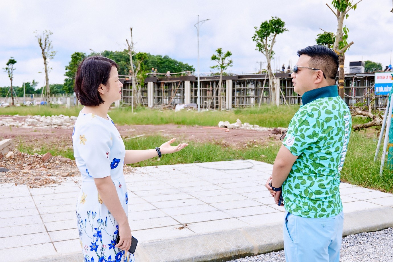   Ông Jack Lu đến tham quan dự án City Rise.