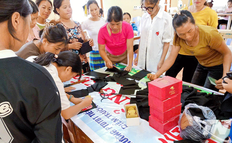 Thúc đẩy bình đẳng giới gắn với sinh kế bền vững