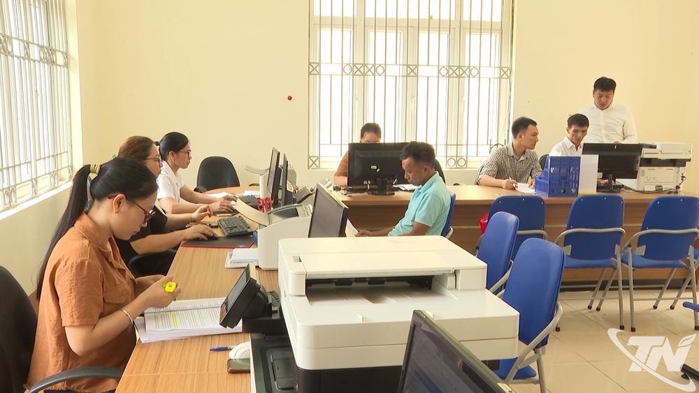 Trung tâm Phục vụ hành chính công xã Phủ Thông bảo đảm các điều kiện về hạ tầng mạng để vụ cung cấp các thủ tục hành chính thông suốt cho người dân.