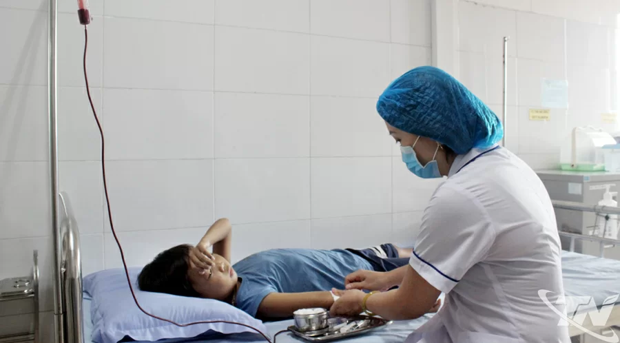 Đối với những bệnh nhân không thuộc trường hợp cấp cứu thì chỉ khi được người nhà cho máu mới có máu để truyền.