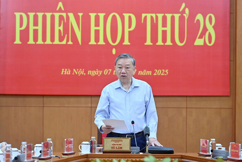 Tổng Bí thư Tô Lâm phát biểu kết luận phiên họp. (Ảnh Đăng Khoa)