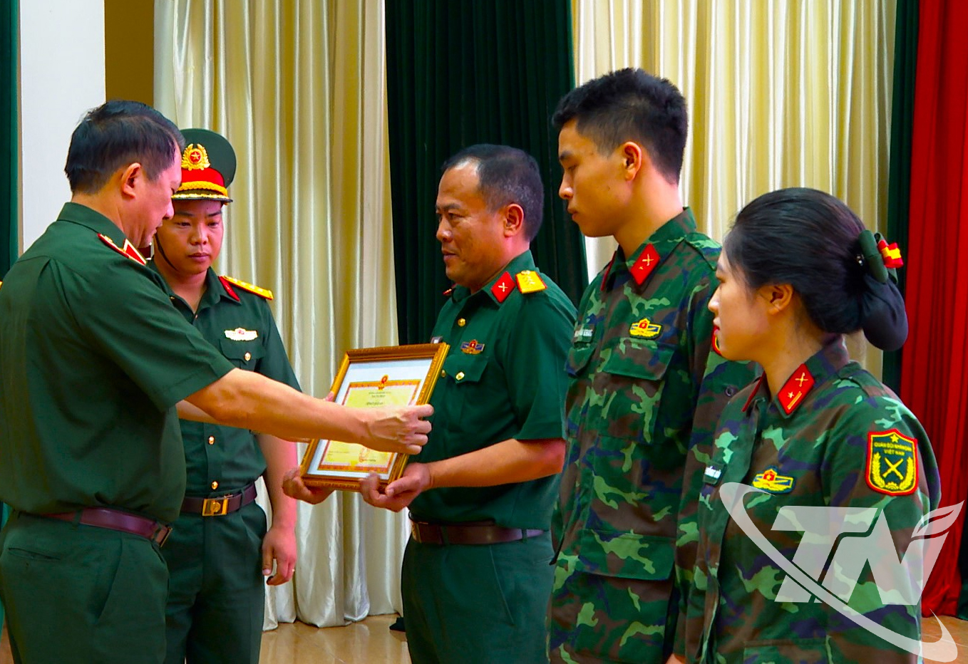 Quân khu 1: Tuyên dương thành tích Đội tuyển tham gia hội thao toàn quân