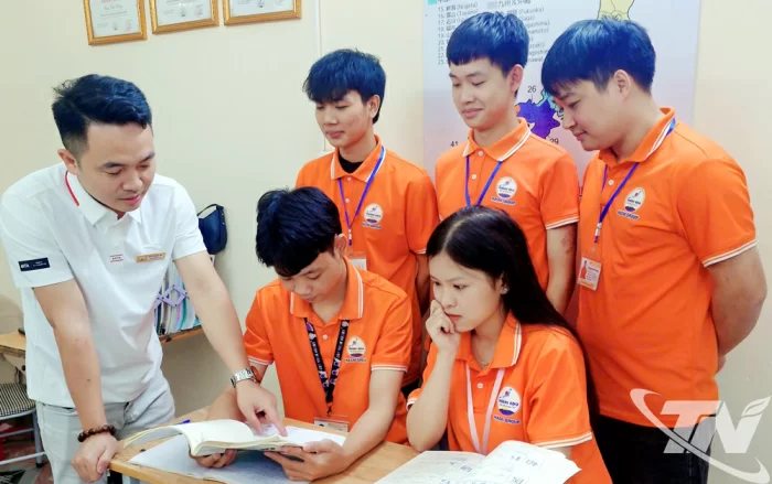 Xuất ngoại làm kinh tế