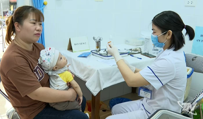 Ổn định hoạt động y tế ở các xã, phường