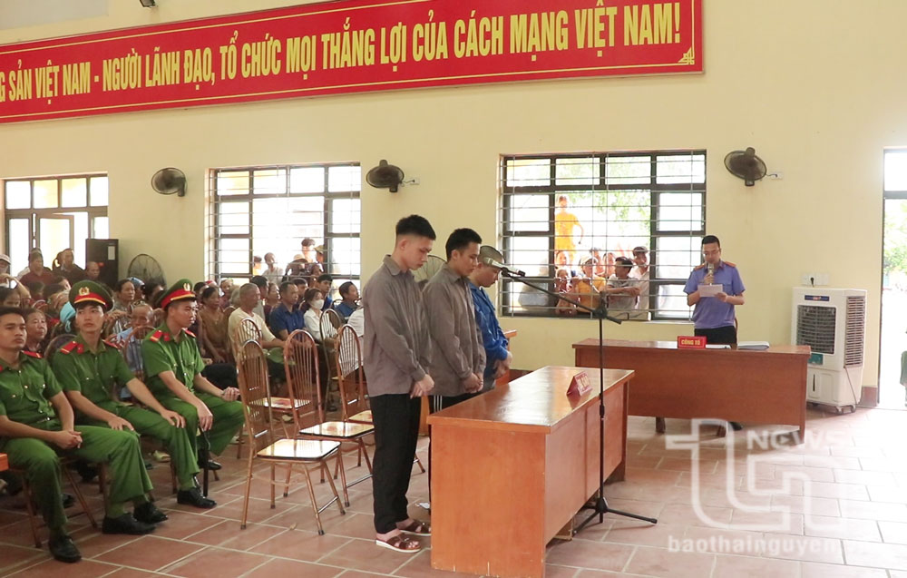 TP. Phổ Yên: 3 bị cáo lĩnh tổng cộng 23 năm tù vì sử dụng ma túy