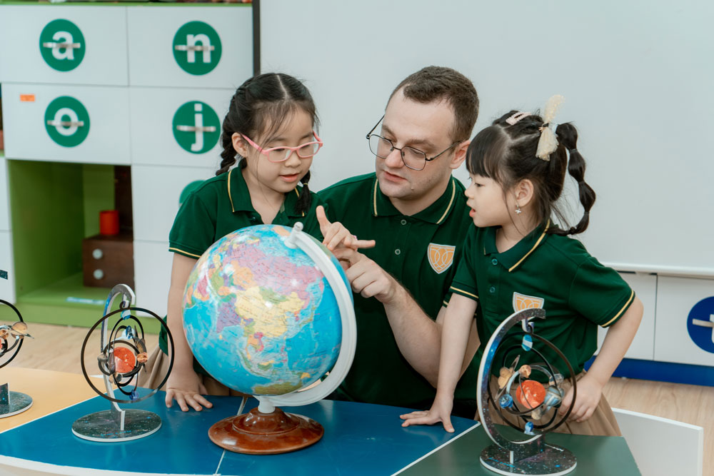 Iris School tiên phong đào tạo khoa học - kỹ thuật xuyên suốt từ mầm non đến THPT