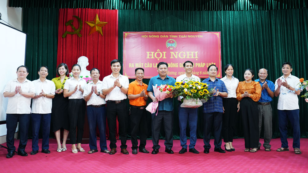 TP. Phổ Yên: Ra mắt Câu lạc bộ 