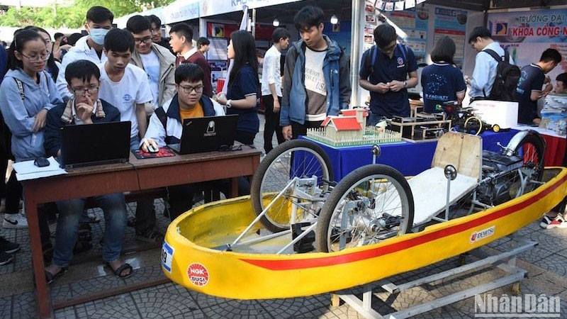 481 đề tài của sinh viên tham gia Giải thưởng Khoa học và Công nghệ toàn quốc năm 2023