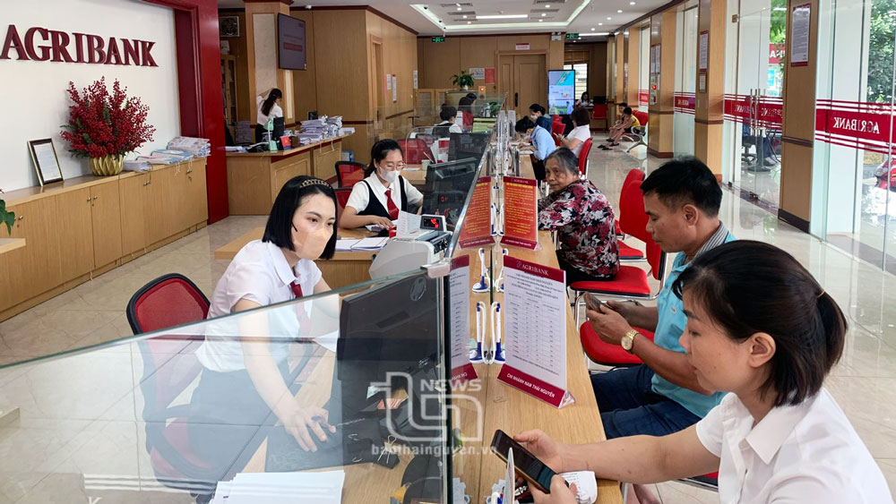 Tín dụng tăng trưởng trong thận trọng