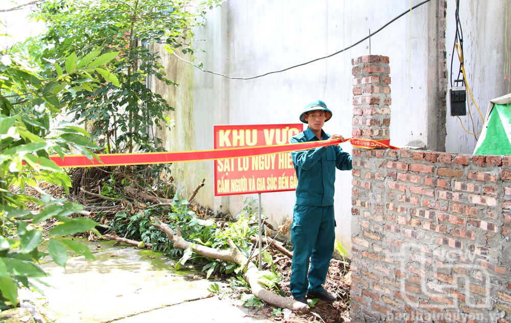 Bảo đảm an toàn cho nhân dân khu vực sạt lở bờ sông Cầu