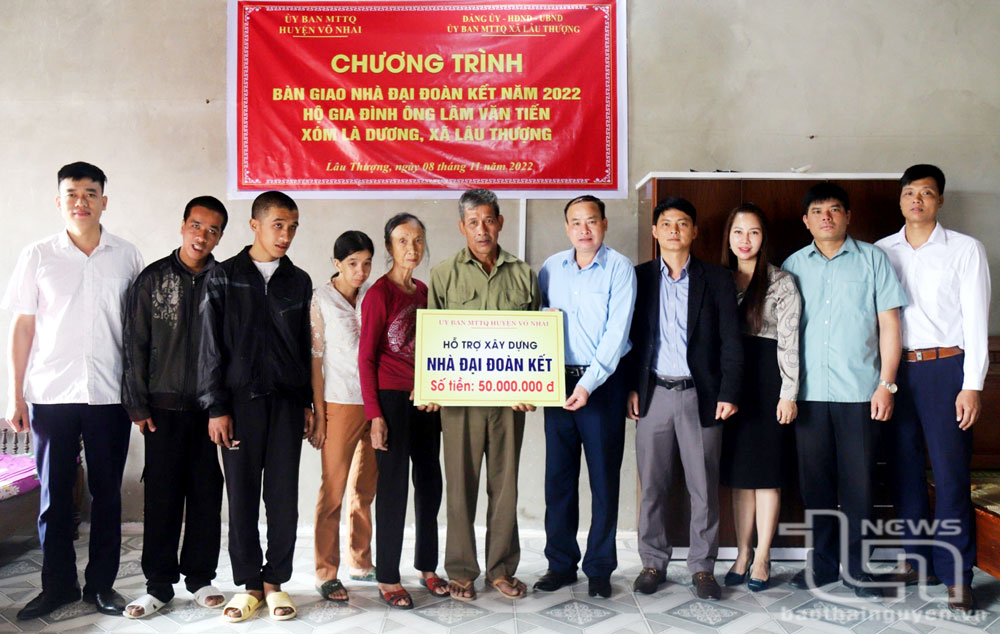 Mái ấm cho hộ nghèo