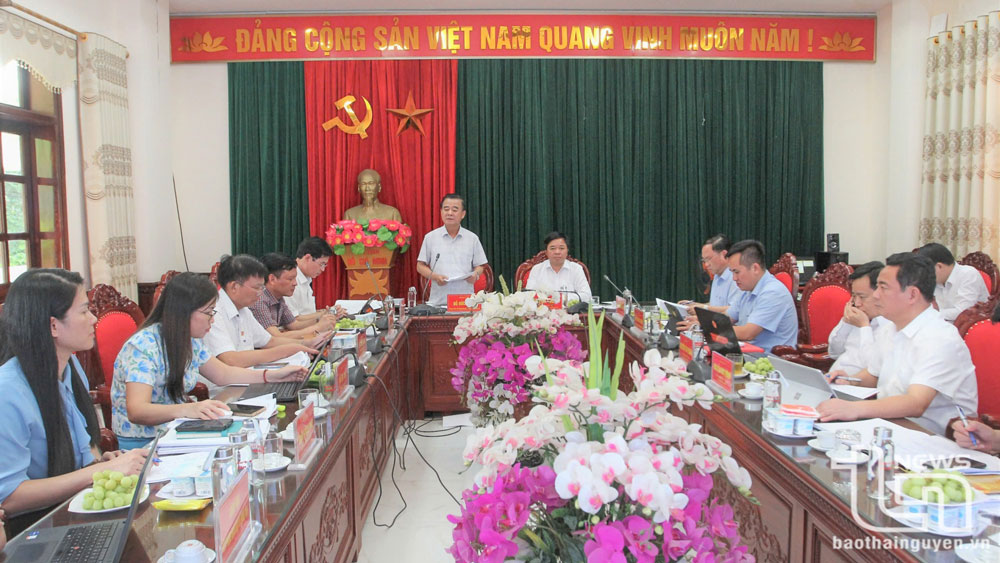 Khảo sát việc thực hiện kế hoạch đầu tư công trung hạn tại TP. Phổ Yên