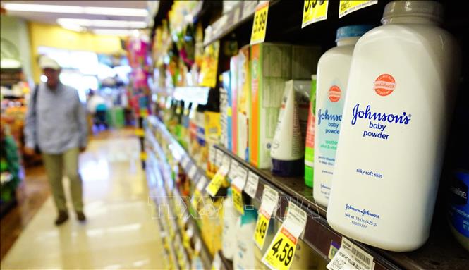 Johnson & Johnson tiến gần thỏa thuận dàn xếp vụ kiện chất gây ung thư