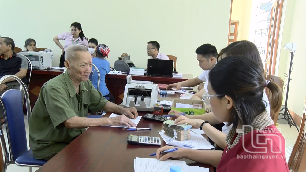 Bàn giao 6,6km mặt bằng thi công đường Hồ Chí Minh