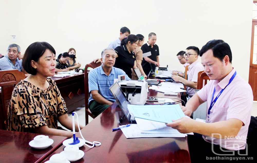 Ngân hàng đồng hành hỗ trợ người dân, doanh nghiệp