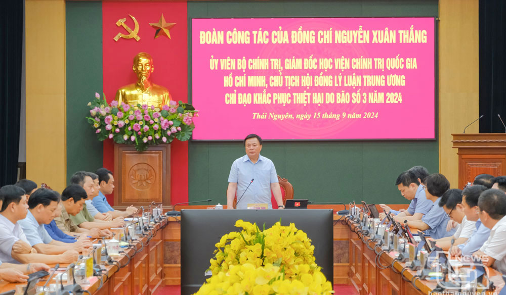 Đồng chí Nguyễn Xuân Thắng làm việc tại Thái Nguyên về công tác khắc phục hậu quả thiên tai