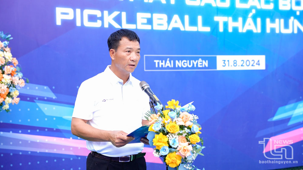 Ông Trịnh Gia Tâm, thành viên HĐQT, Phó Tổng Giám đốc Công ty, Chủ tịch danh dự CLB phát biểu tại Chương trình.