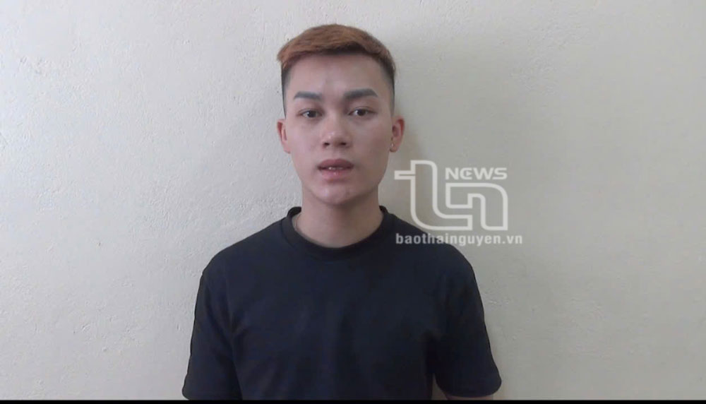 Tạm giữ đối tượng lái xe lạng lách, gây cản trở giao thông