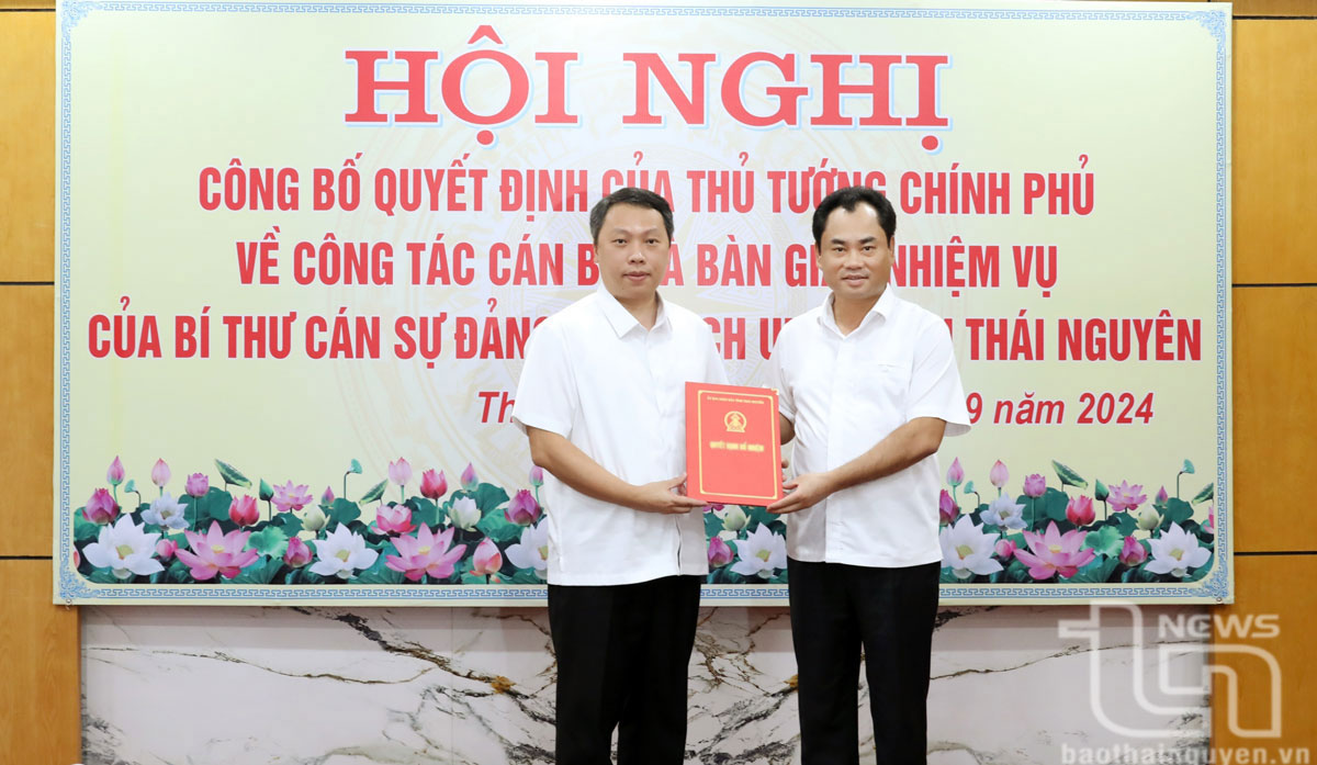 Công bố Quyết định của Thủ tướng Chính phủ phê chuẩn kết quả bầu Chủ tịch UBND tỉnh Thái Nguyên