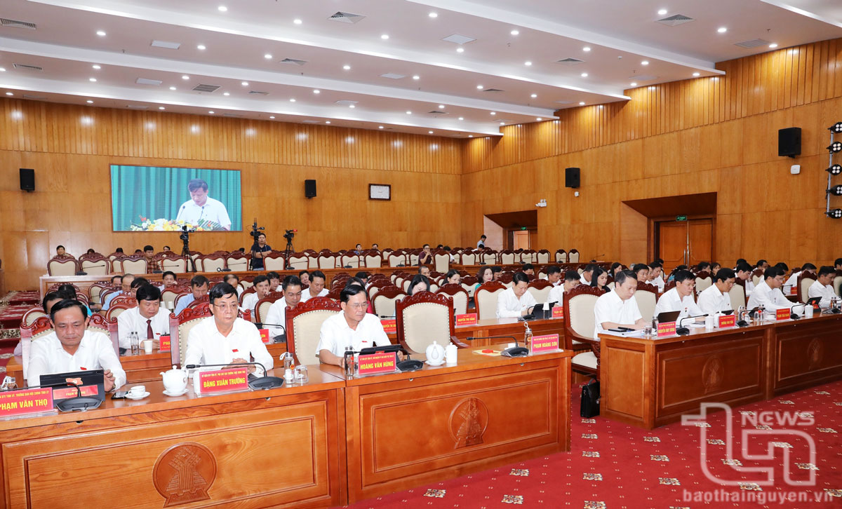 Các đại biểu dự Kỳ họp.