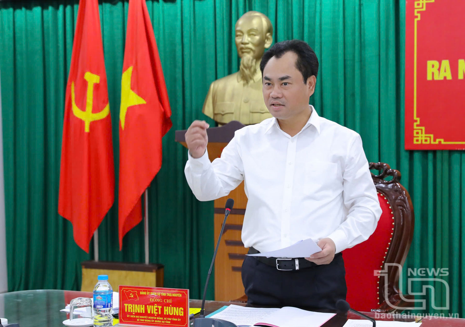Đồng chí Trịnh Việt Hùng phát biểu kết luận Hội nghị.