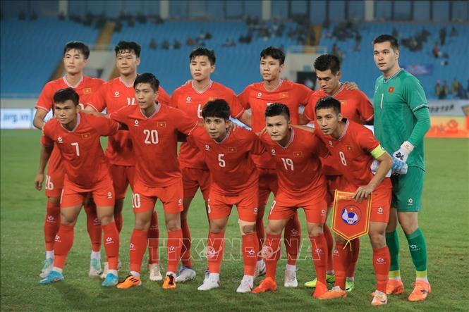 Giao hữu bóng đá quốc tế LPBank 2024: Đội tuyển Việt Nam thua 1-2 trước đội tuyển Thái Lan