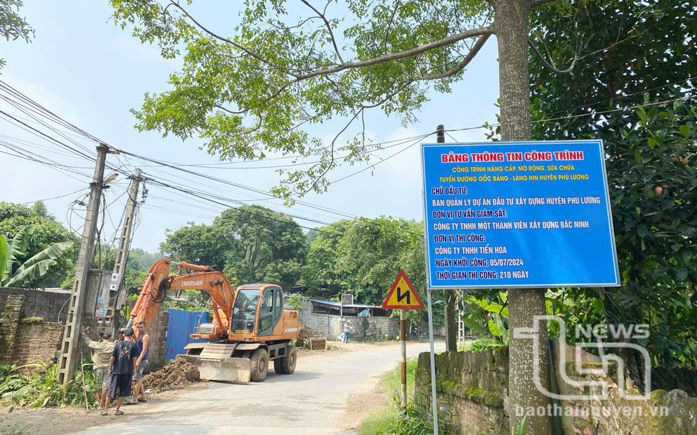 Đầu tư gần 9 tỷ đồng nâng cấp, sửa chữa tuyến đường Gốc Bàng - Làng Hin
