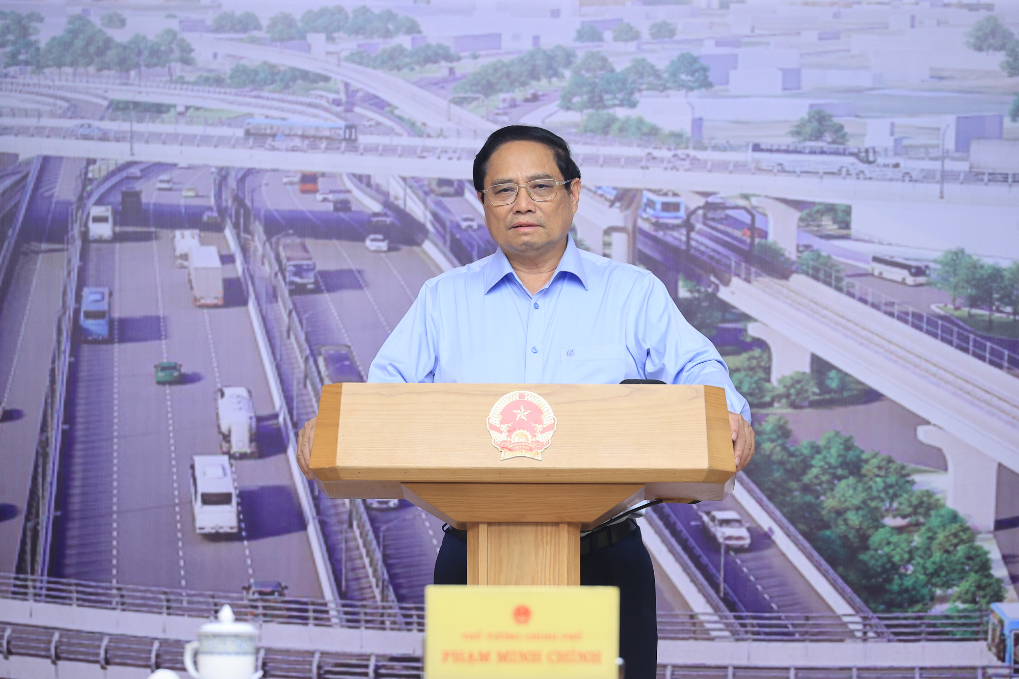 Thủ tướng Phạm Minh Chính phát biểu chỉ đạo tại phiên họp.
