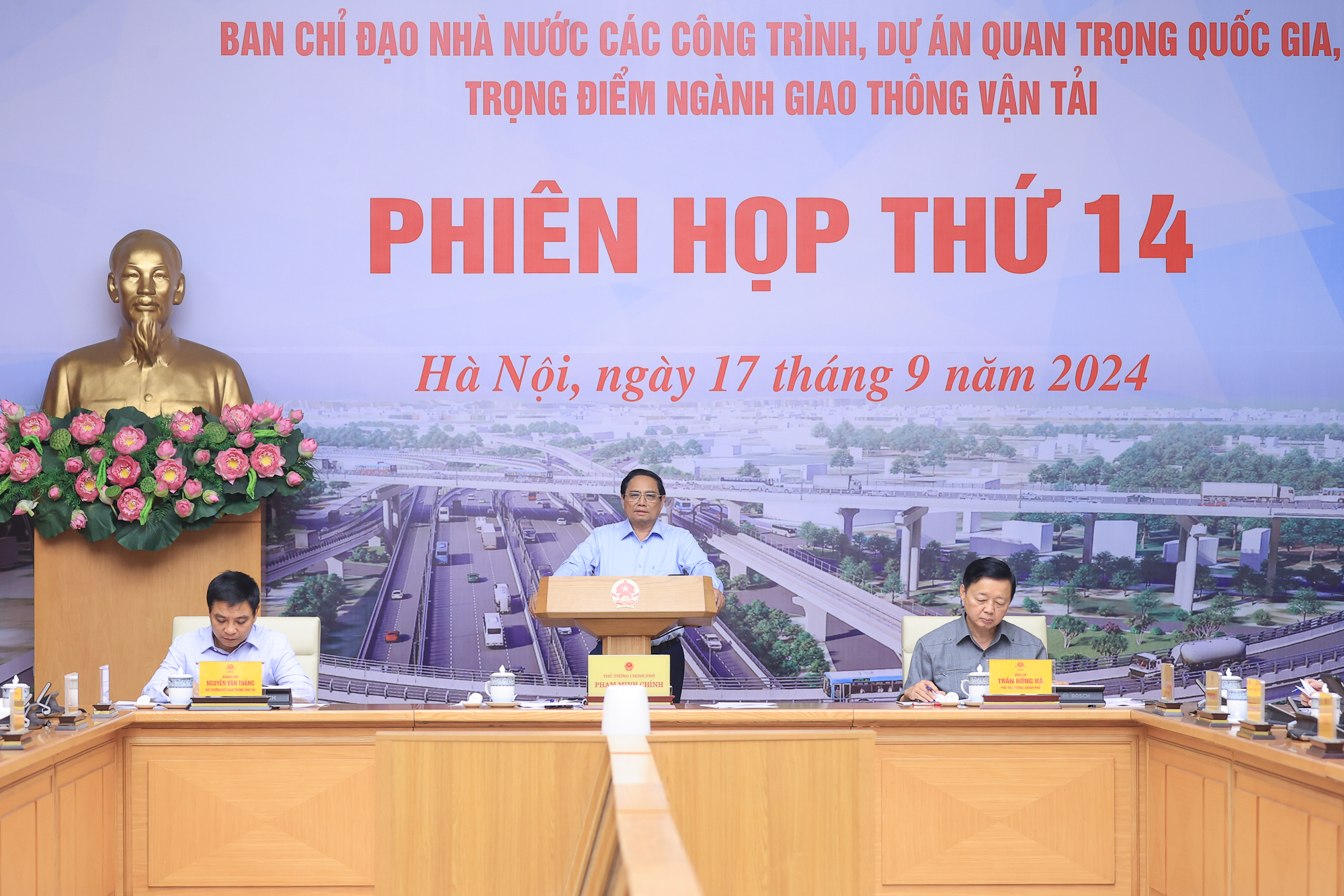 Thủ tướng Chính phủ Phạm Minh Chính chủ trì phiên họp - Ảnh: VGP/Nhật Bắc