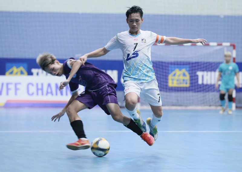 Xác định hai cặp bán kết giải futsal vô địch U20 quốc gia