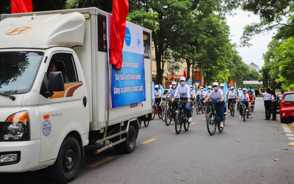 Phát động chiến dịch vệ sinh cho mọi nhà