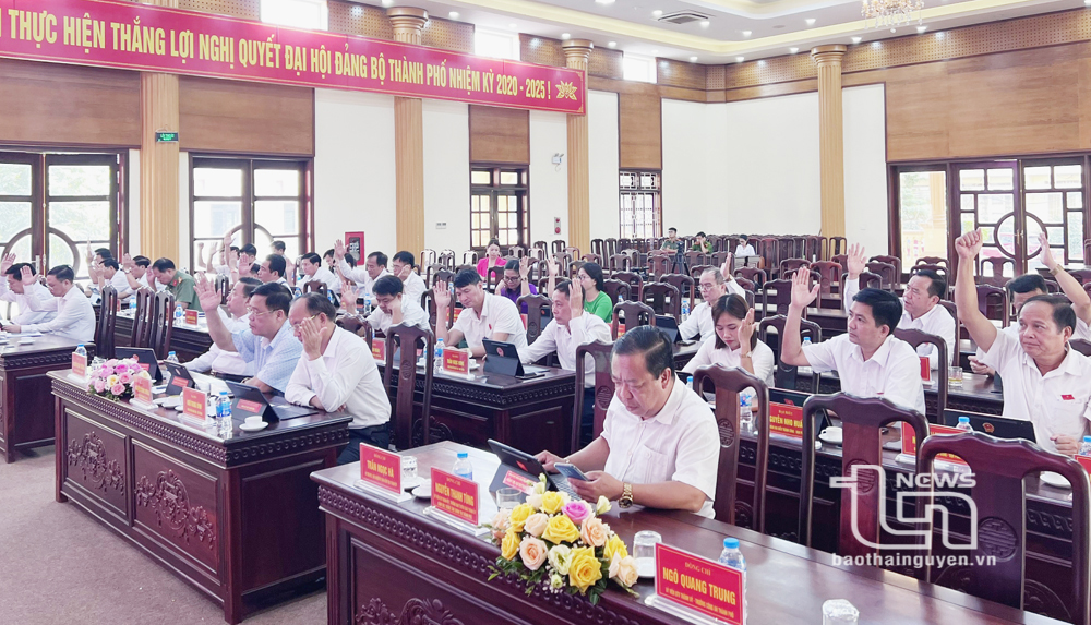 HĐND TP. Phổ Yên: Thông qua 6 nghị quyết về phát triển kinh tế - xã hội