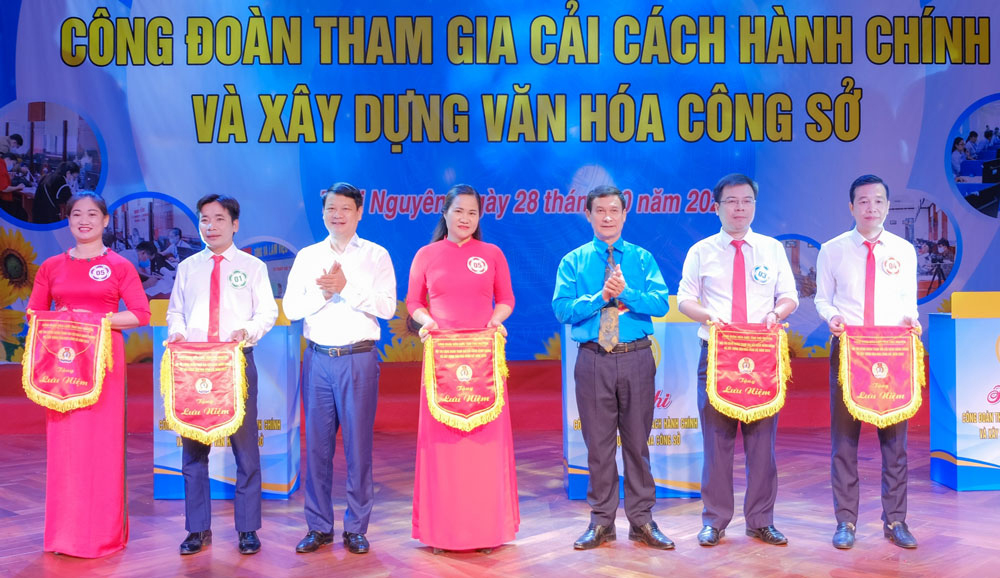 Hội thi Công đoàn tham gia cải cách hành chính và xây dựng văn hóa công sở