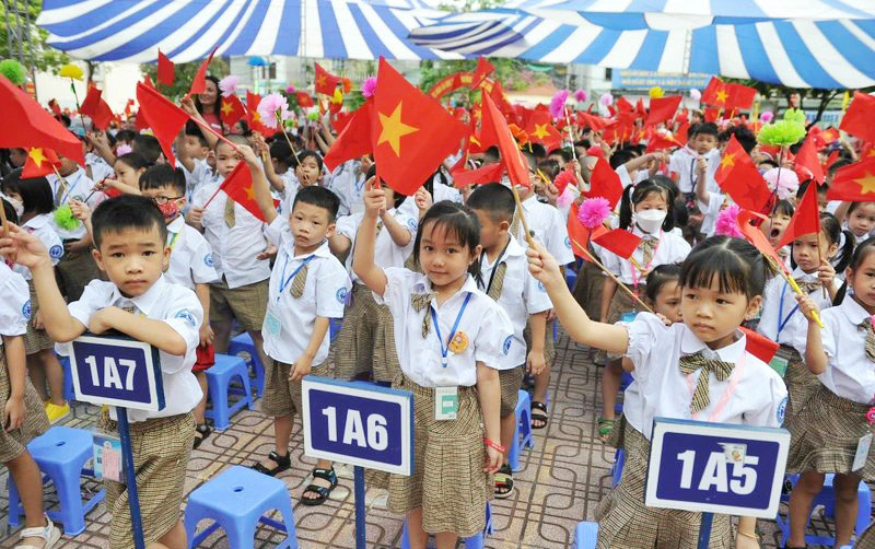 Ngăn chặn tình trạng lạm thu trong trường học