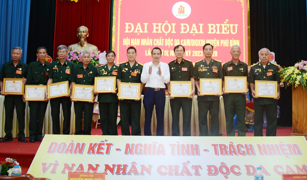 Trên 3,6 tỷ đồng giúp đỡ nạn nhân chất độc da cam
