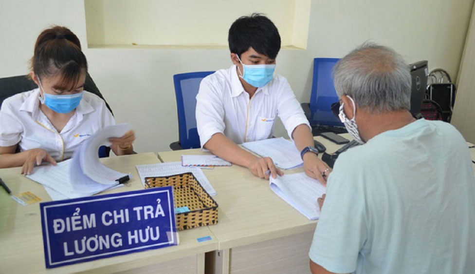 Lương hưu, trợ cấp bảo hiểm xã hội sẽ được chuyển vào ngày 1 hằng tháng