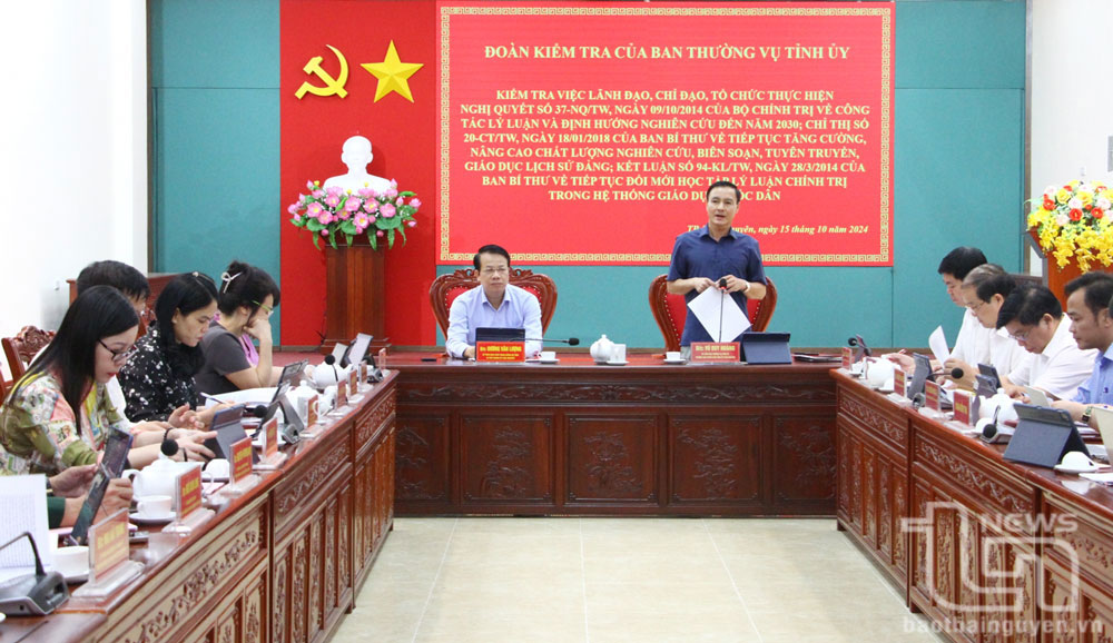 Triển khai hiệu quả công tác lý luận chính trị và giáo dục lịch sử Đảng