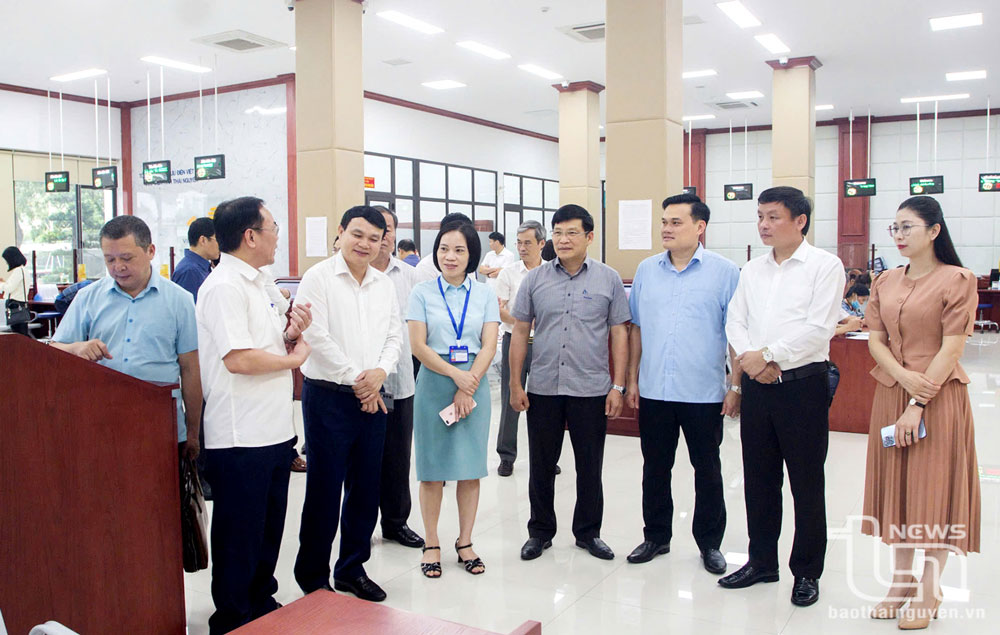 Chuyển đổi số ở Thái Nguyên - Từ xa lạ đến cuộc cách mạng toàn dân (kỳ 2): “Người dẫn đường" tận tâm