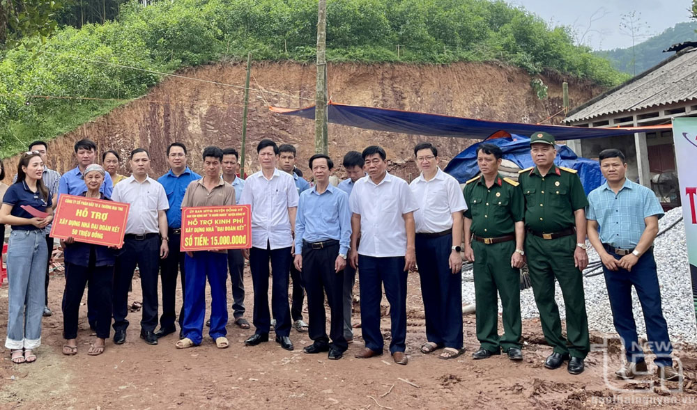 Xóa nhà dột nát, giúp người dân ổn định cuộc sống
