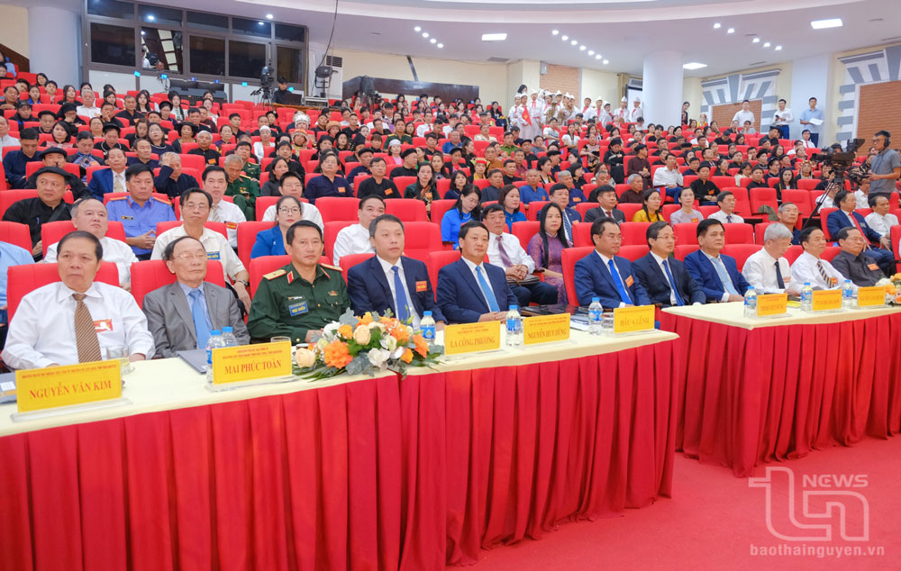 Các đại biểu dự Đại hội.