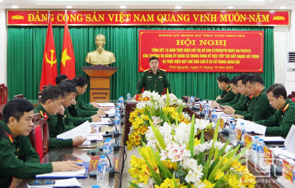 Thực hiện hiệu quả hơn nữa Quy chế dân chủ ở cơ sở trong Quân đội