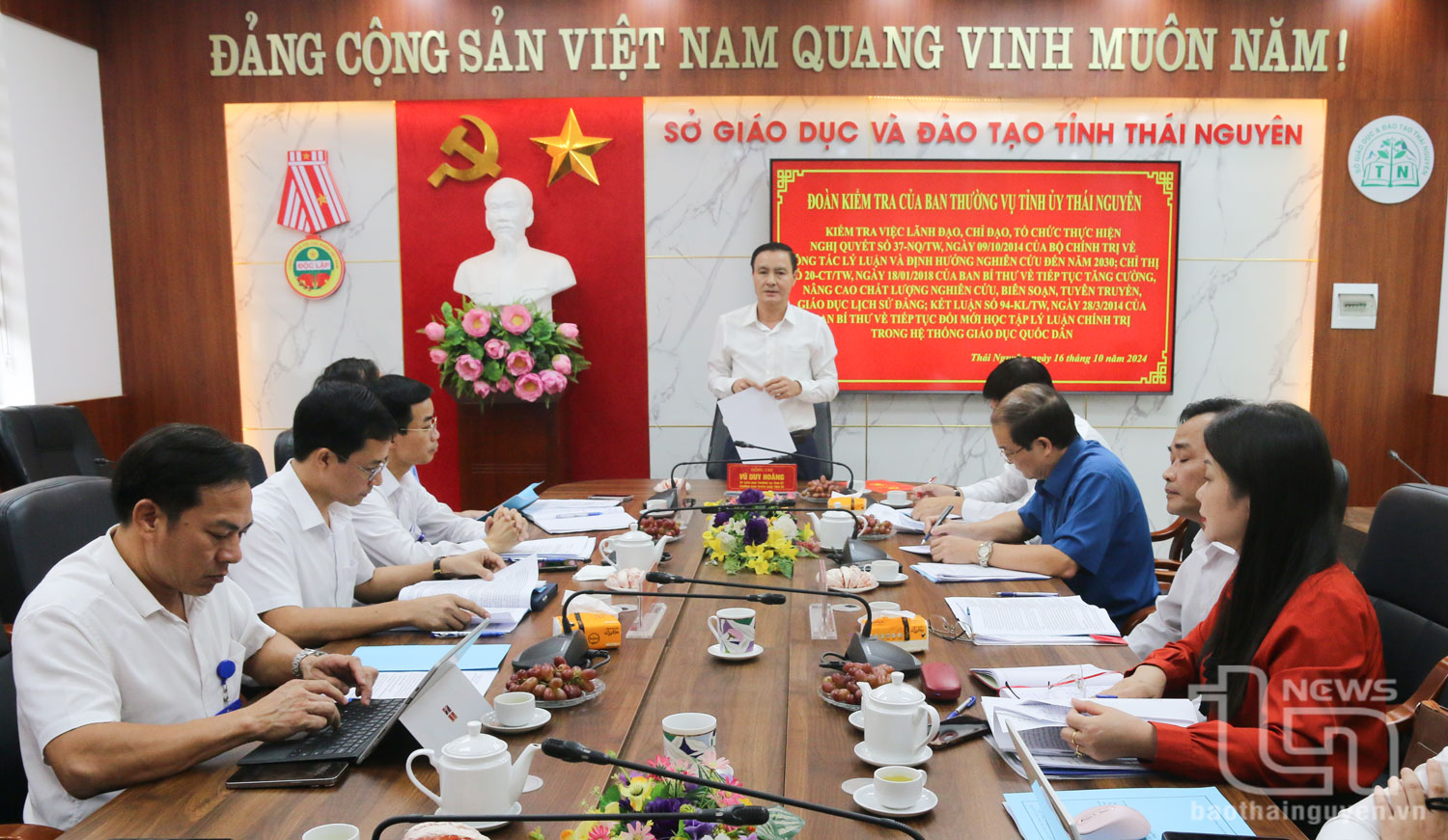 Thực hiện hiệu quả các nội dung trong công tác lý luận chính trị