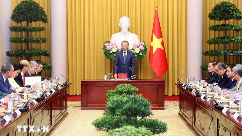 Tổng Bí thư, Chủ tịch nước Tô Lâm trao quyết định bổ nhiệm Đại sứ Việt Nam tại các nước
