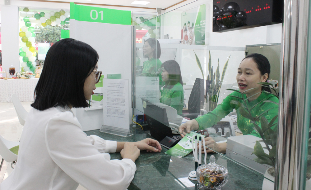 "Rào cản" khi vay ngân hàng để trả nợ ngân hàng