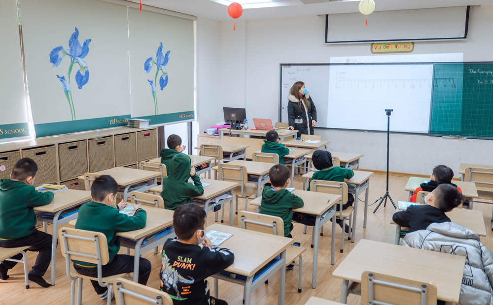 Trường Iris triển khai dạy học 2 – trong – 1 từ khi dịch bệnh Covid-19 mới bắt đầu xuất hiện tại Thái Nguyên.