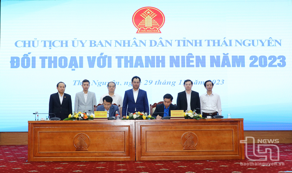 Lãnh đạo UBND tỉnh và Tỉnh đoàn ký kết Quy chế phối hợp giữa UBND tỉnh và Ban Chấp hành Đoàn TNCS Hồ Chí Minh tỉnh Thái Nguyên.