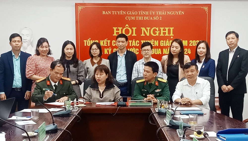 Bám sát từng lĩnh vực, triển khai hiệu quả các phong trào thi đua