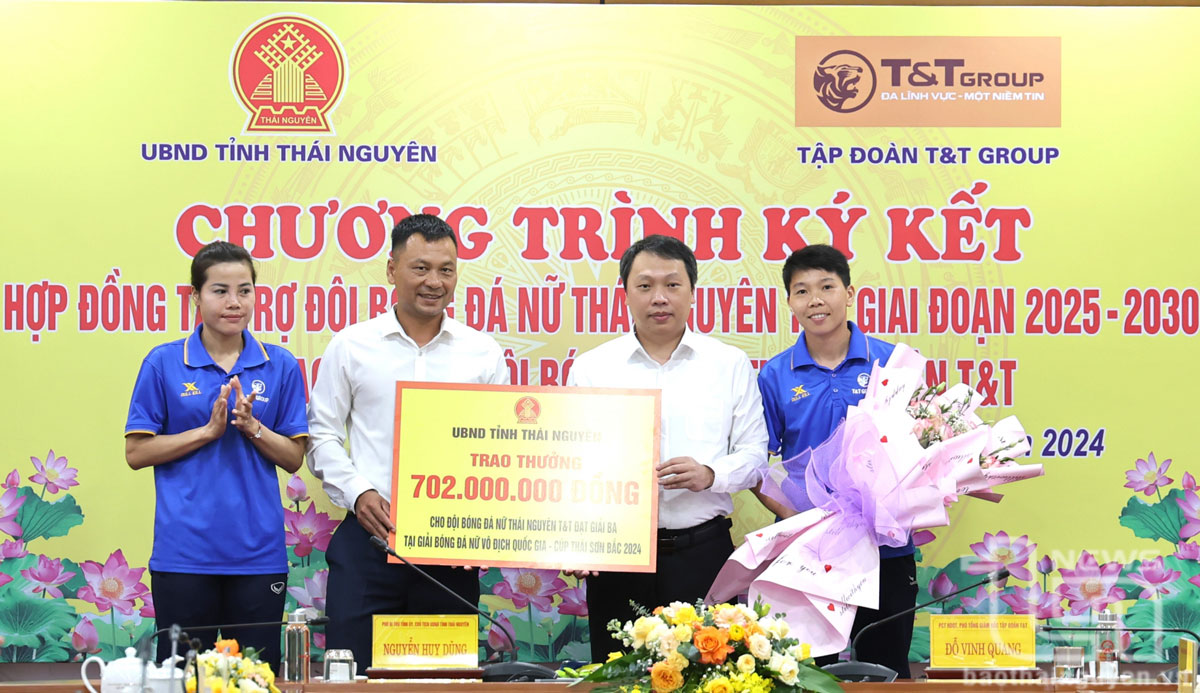 T&T Group tiếp tục ký kết hợp đồng tài trợ cho Đội bóng đá nữ Thái Nguyên
