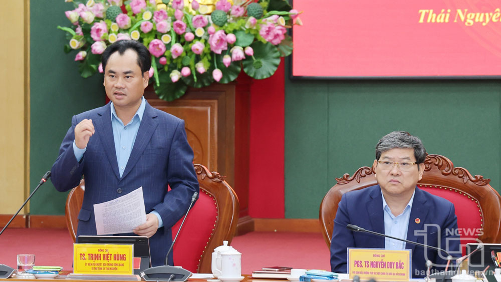 Lịch sử phải khơi dậy lòng tự hào về truyền thống và khát vọng cống hiến của cán bộ, đảng viên và nhân dân